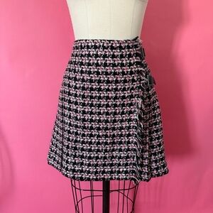 Gorgeous Preppy Academia Houndstooth Pink Plaid Wrap Quilt Mini Skirt Buckles 8